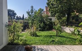 Wohnung Mit Terrasse Und Eigenem Parkplatz